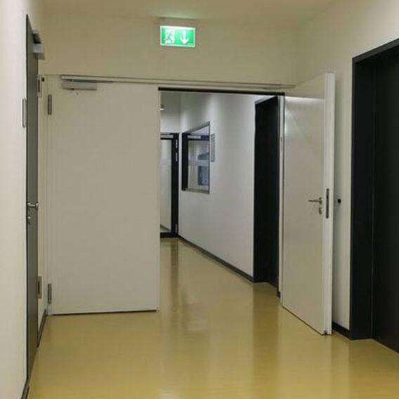 cửa thoát hiểm cho nhà xưởng