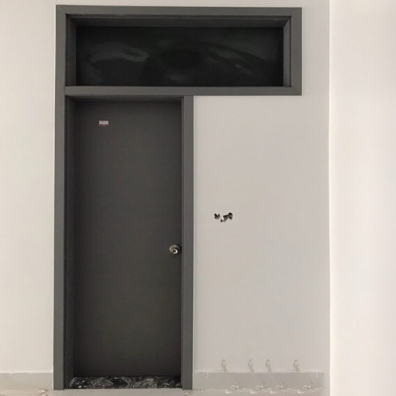cửa composite màu xám
